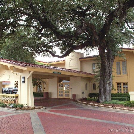 La Quinta Inn Waco University ภายนอก รูปภาพ